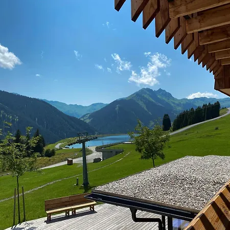 Apartmán Alm 1350 - Ski-in & Ski-out Saalbach-Hinterglemm