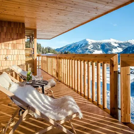 Alm 1350 - Ski-in & Ski-out * Saalbach-Hinterglemm